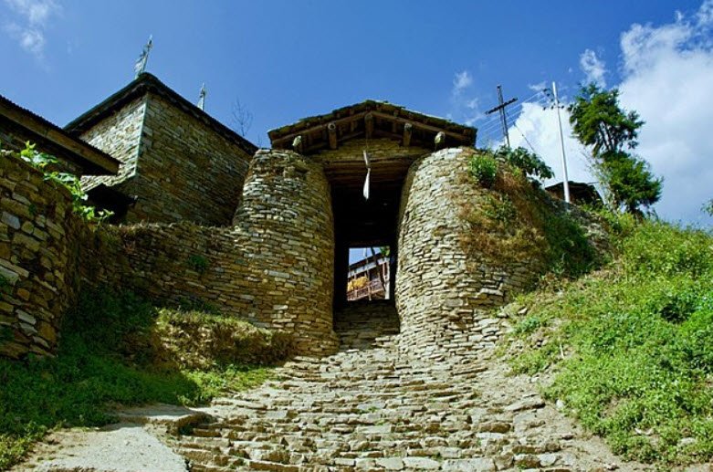 Gomsi Fort, East Siang, Arunachal Pradesh - Vushii.com Gomsi Fort, East Siang, Arunachal Pradesh - Vushii.com